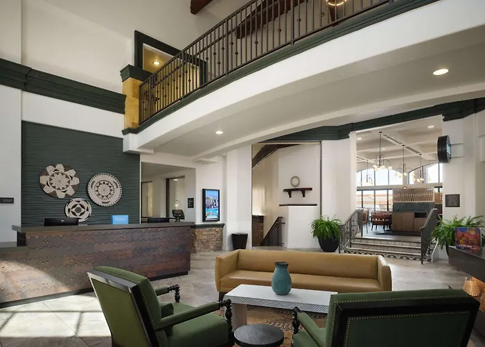 Embassy Suites Tucson - Paloma Village