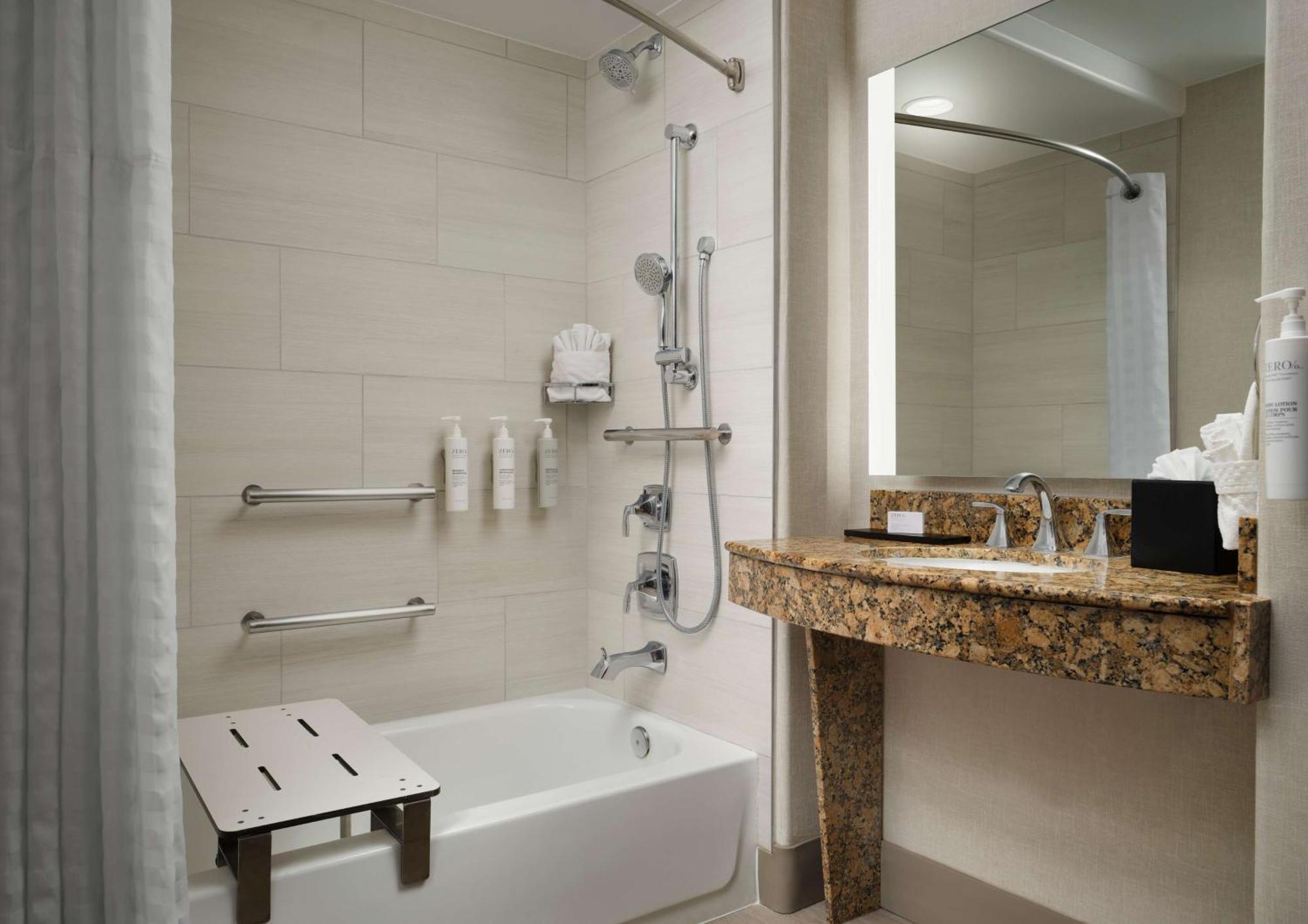 Embassy - Paloma Village Hotel Casas Adobes