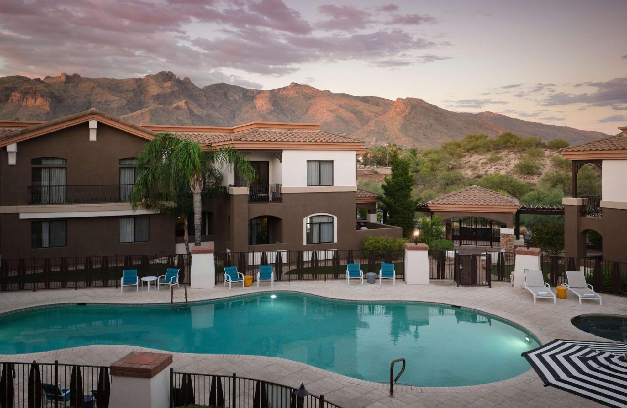 Embassy - Paloma Village Hotel 4*